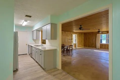 443 Sw Meadow Terrace Port Saint Lucie FL 34984
