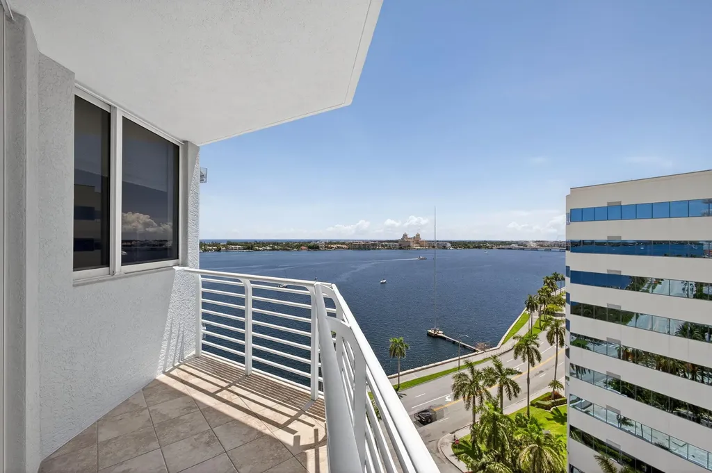 1551 N Flagler 1217 Drive West Palm Beach FL 33401