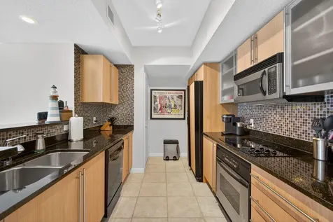 1551 N Flagler 1217 Drive West Palm Beach FL 33401