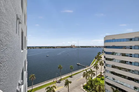 1551 N Flagler 1217 Drive West Palm Beach FL 33401