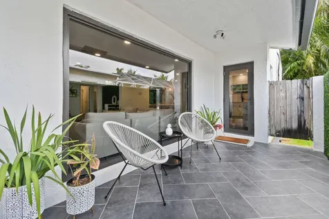 630 NE 15th Place Boynton Beach FL 33435
