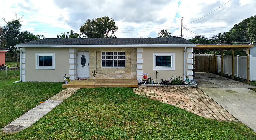 3890 Ocala Road Lake Worth FL 33462