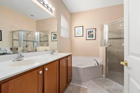 1014 Nw Leonardo Circle Port Saint Lucie FL 34986