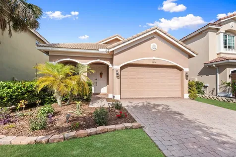 1014 Nw Leonardo Circle Port Saint Lucie FL 34986