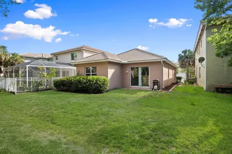 1014 Nw Leonardo Circle Port Saint Lucie FL 34986