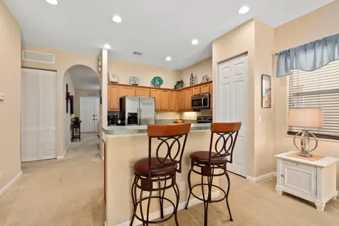 1014 Nw Leonardo Circle Port Saint Lucie FL 34986