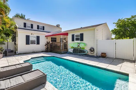 4211 Washington Road West Palm Beach FL 33405