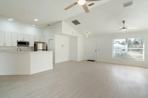 4908 Paleo Pines Circle Fort Pierce FL 34951
