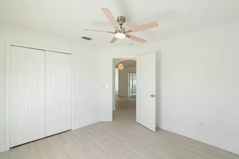 4908 Paleo Pines Circle Fort Pierce FL 34951