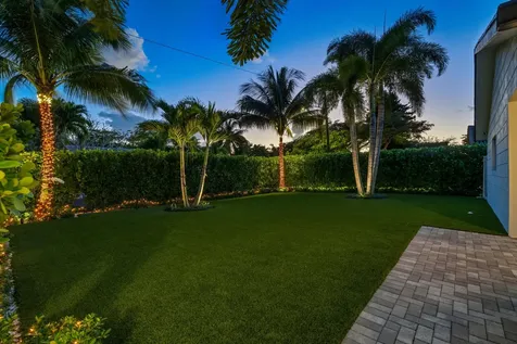 833 Nw 6th Terrace Boca Raton FL 33486