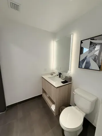 398 Ne 5th Street Miami FL 33132