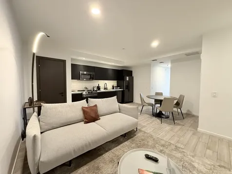 398 Ne 5th Street Miami FL 33132