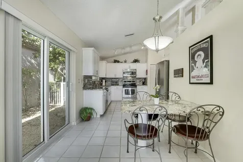 7283 Via Palomar Boca Raton FL 33433