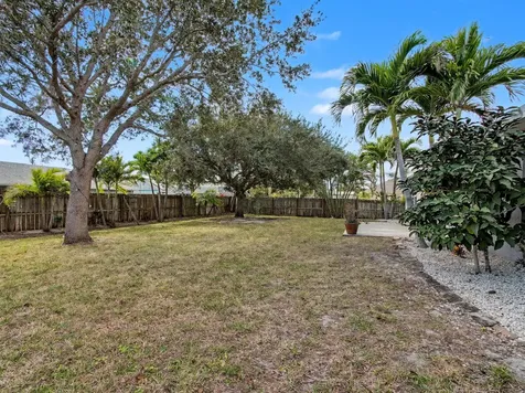 2674 SE Melaleuca Boulevard Port Saint Lucie FL 34952