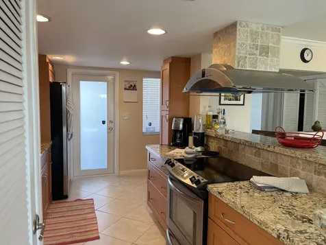 300 E Royal Palm Road Boca Raton FL 33432