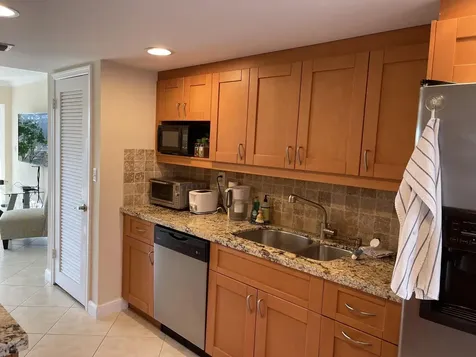 300 E Royal Palm Road Boca Raton FL 33432