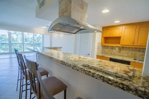 300 E Royal Palm Road Boca Raton FL 33432