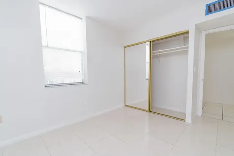 20341 Ne 30th Avenue Aventura FL 33180