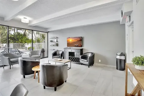 20341 Ne 30th Avenue Aventura FL 33180