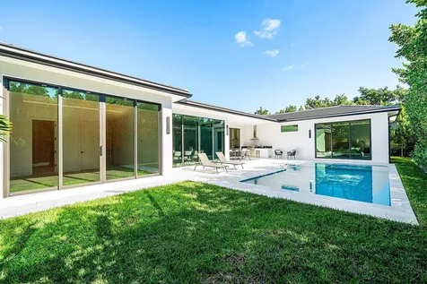 212 Nw 18th Street Delray Beach FL 33444