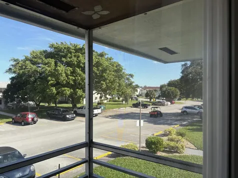 44 Waltham B West Palm Beach FL 33417