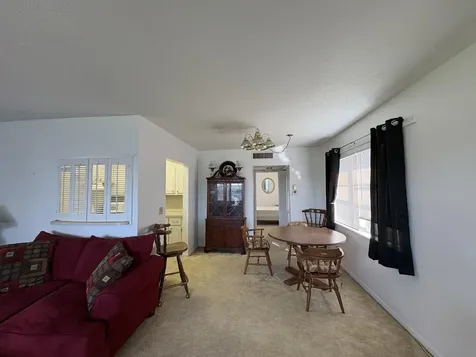 44 Waltham B West Palm Beach FL 33417