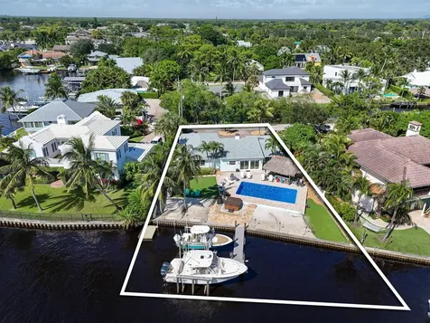 9195 Se Cove Point Street Jupiter FL 33469