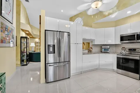 23221 Via Stel Boca Raton FL 33433