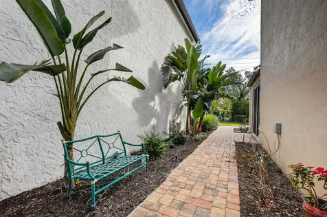 23221 Via Stel Boca Raton FL 33433