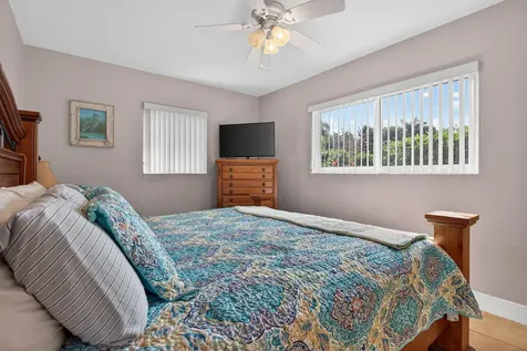 425 Sw 10th Street Pompano Beach FL 33060