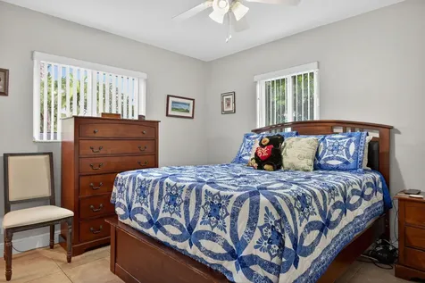 425 Sw 10th Street Pompano Beach FL 33060