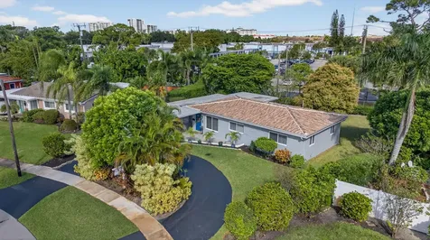 425 Sw 10th Street Pompano Beach FL 33060
