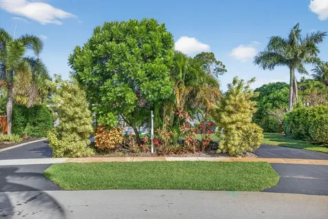 425 Sw 10th Street Pompano Beach FL 33060