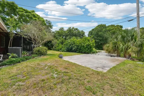 1125 36th Avenue Vero Beach FL 32960