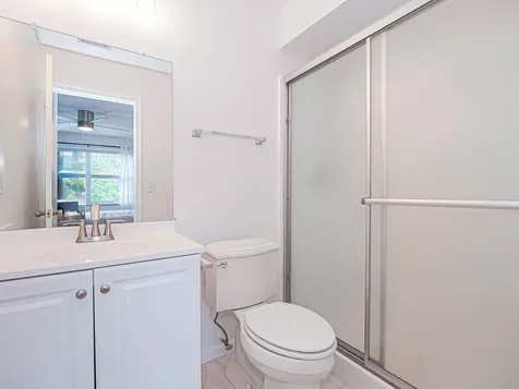 1901 Indian River Boulevard Vero Beach FL 32960