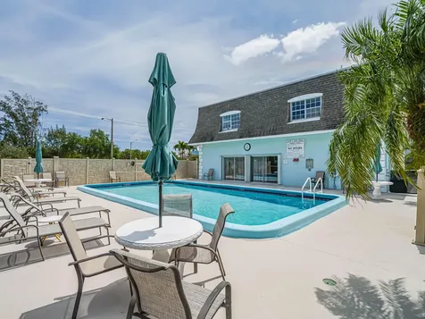 1901 Indian River Boulevard Vero Beach FL 32960
