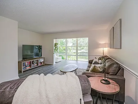 1901 Indian River Boulevard Vero Beach FL 32960
