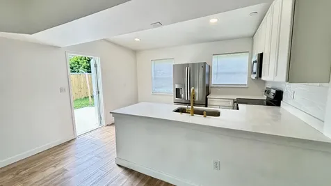 3945 Ocala Road Lake Worth FL 33462