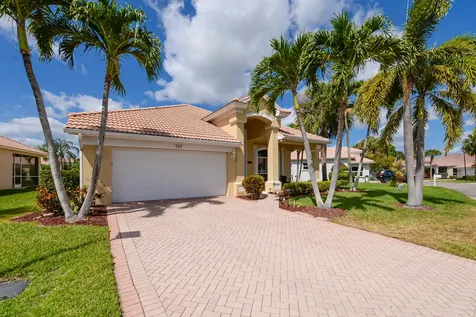 587 Nw Lambrusco Drive Port Saint Lucie FL 34986