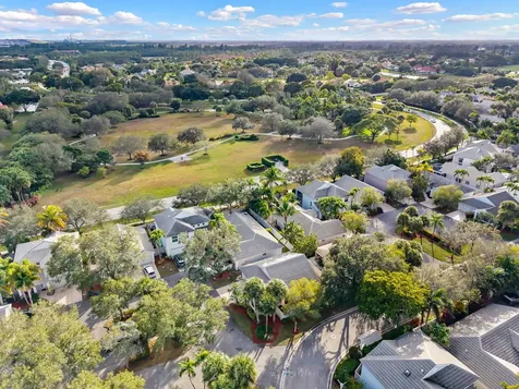 28 Governors Court Palm Beach Gardens FL 33418