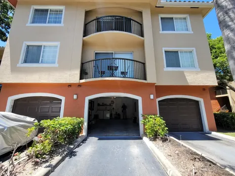 4163 N Haverhill Road West Palm Beach FL 33417