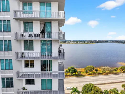 300 S Australian Avenue West Palm Beach FL 33401