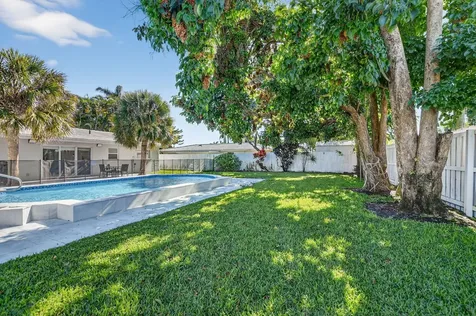 3751 Ne 5th Avenue Boca Raton FL 33431