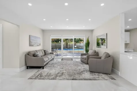 3751 Ne 5th Avenue Boca Raton FL 33431