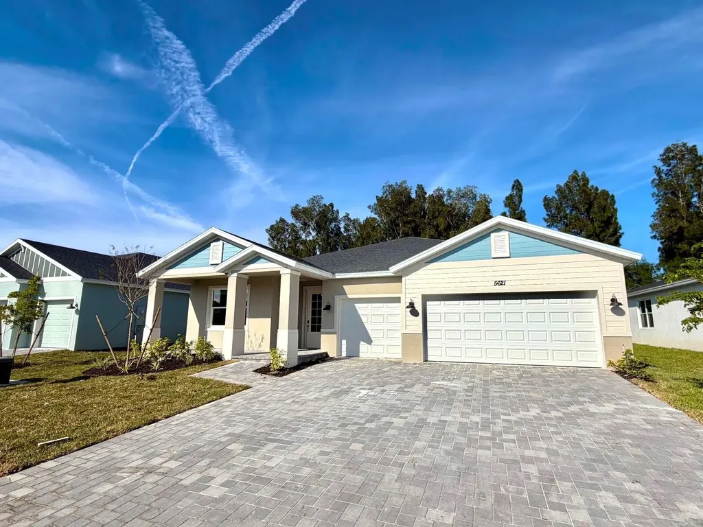 5621 Hampton Park Circle Vero Beach FL 32966