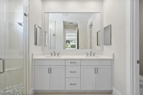 2147 Falls Manor Vero Beach FL 32967