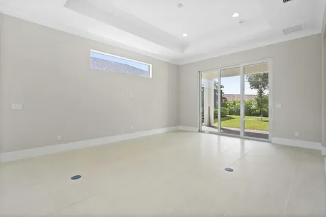 2147 Falls Manor Vero Beach FL 32967