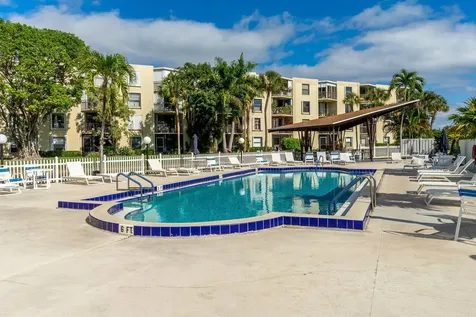 890 N Federal Highway Lantana FL 33462