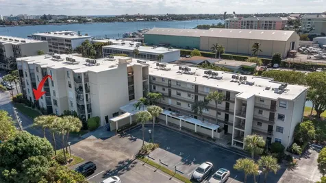890 N Federal Highway Lantana FL 33462