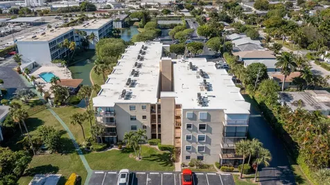 890 N Federal Highway Lantana FL 33462